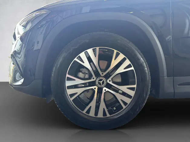 Mercedes-Benz GLA 200 Night Star Progressive