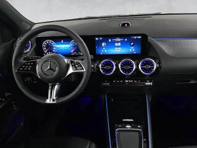 Mercedes-Benz GLA 200 Night Star | Auto Lang Special Offer 2 of 8