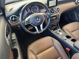 Mercedes-Benz A 45 AMG 4x4 *weiss MATT* 360PS