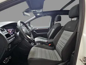VW Touran 1.5 TSI R-Line DSG