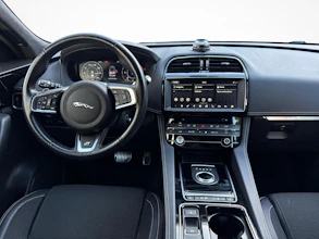 https://vehicle.imgix.net/4395735/0484cc93-00a2-41f3-bd02-4c8e17d35f0b.jpg