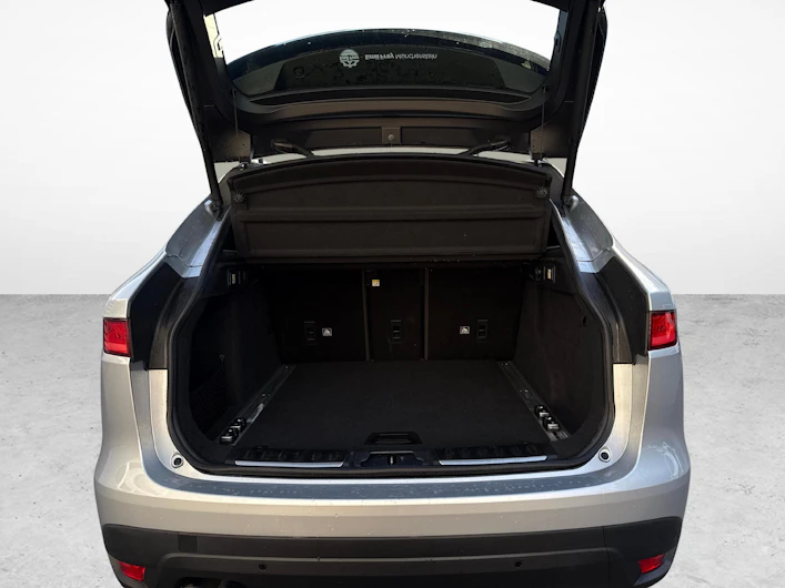 immagine del veicolo JAGUAR F-PACE