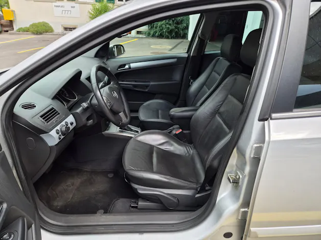 Opel Astra Caravan 1.8i 16V 125 Silverline