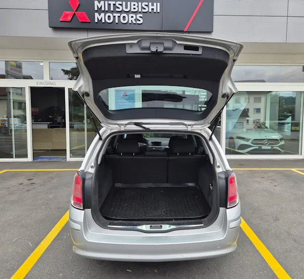 Opel Astra Caravan 1.8i 16V 125 Silverline