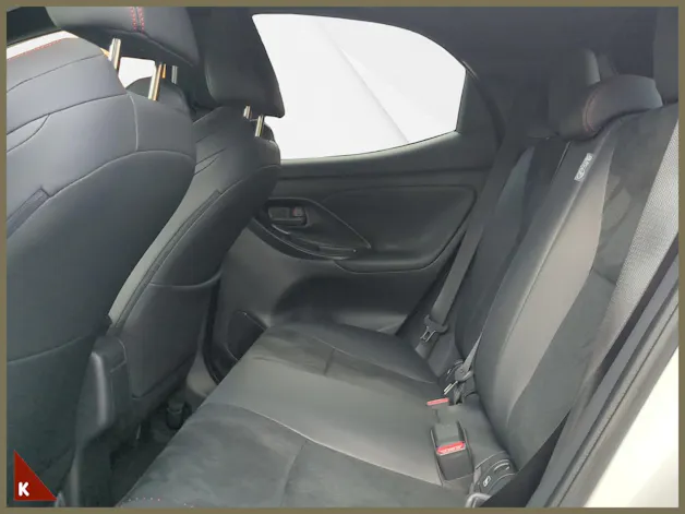 Toyota Yaris 1.5 VVT-i HSD GR Sport