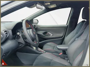 Toyota Yaris 1.5 VVT-i HSD GR Sport
