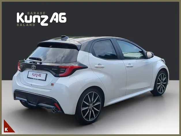 Toyota Yaris 1.5 VVT-i HSD GR Sport