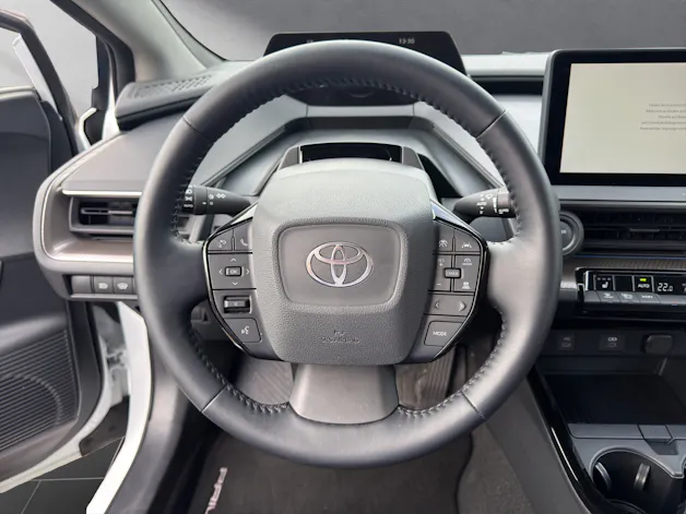 Toyota Prius 2.0 Plug-In-Hybrid Style