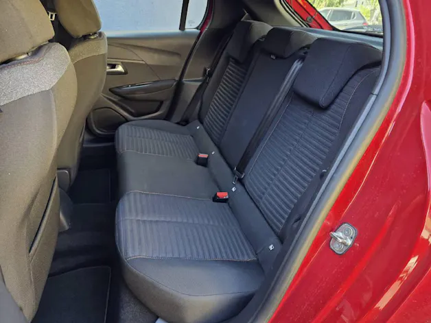 Peugeot 208 NEW 1.2 PureTech Active