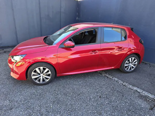Peugeot 208 NEW 1.2 PureTech Active