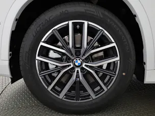 BMW X1 23i xDrive paddles