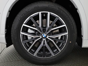 https://vehicle.imgix.net/4395837/a2597ba1-e727-4db5-8df9-042e8f137e1e.jpg