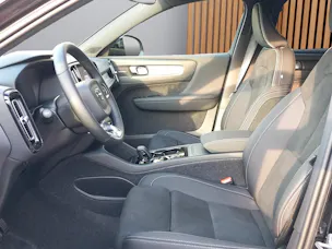 Volvo XC40 2.0 B4 MH Black Edition