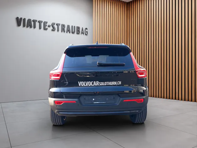 Volvo XC40 2.0 B4 MH Black Edition