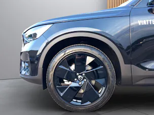 Volvo XC40 2.0 B4 MH Black Edition