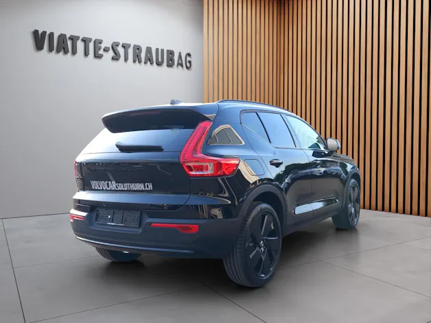 Volvo XC40 2.0 B4 MH Black Edition