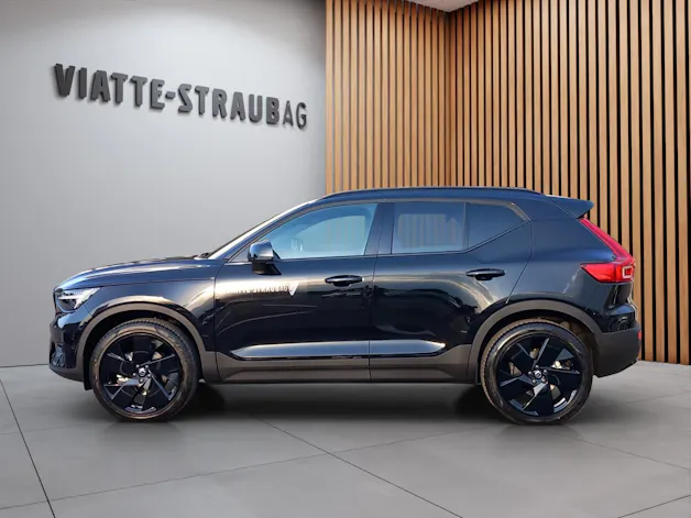 Volvo XC40 2.0 B4 MH Black Edition
