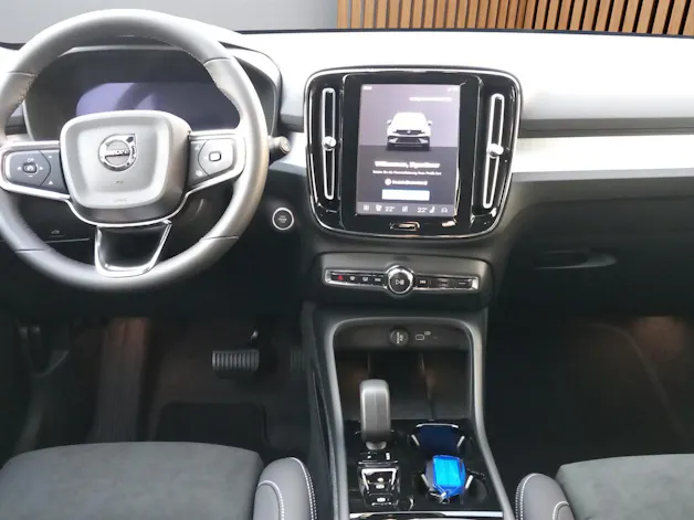 Volvo XC40 2.0 B4 MH Black Edition