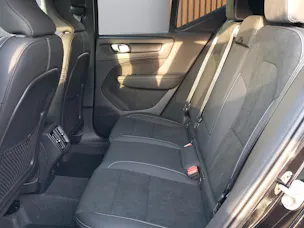 Volvo XC40 2.0 B4 MH Black Edition