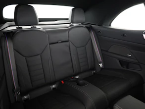 https://vehicle.imgix.net/4395858/eb897e7a-42b9-44c1-8e0e-30741e3ce7eb.jpg