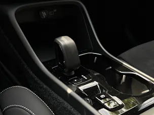Volvo XC40 2.0 B4 MH Black Edition