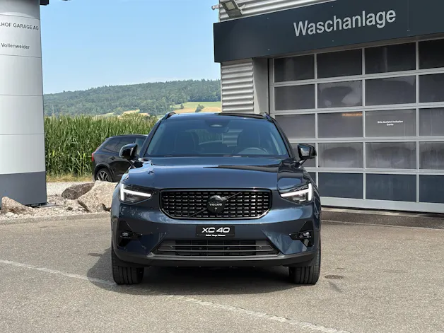 Volvo XC40 2.0 B4 MH Black Edition