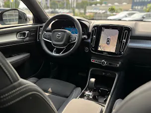 Volvo XC40 2.0 B4 MH Black Edition