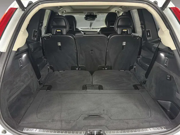 VOLVO XC90 2.0 T8 TE Momentum 7P. AWD