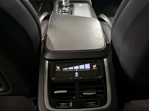 VOLVO XC90 2.0 T8 TE Momentum 7P. AWD