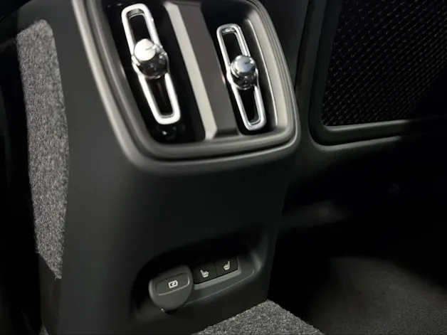 VOLVO EC40 Twin Ultra AWD XCENTRIC