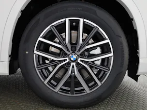 BMW X1 23i xDrive paddles
