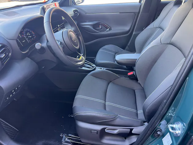 Toyota Yaris Cross 1.5 VVT-i HSD Premium AWD-i