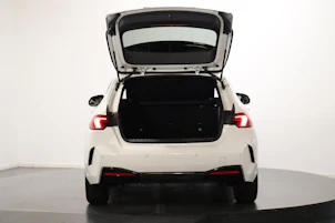 immagine del veicolo BMW 120i