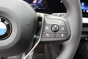 immagine del veicolo BMW 120i