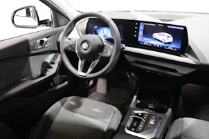 immagine del veicolo BMW 120i