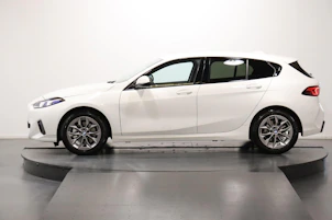 immagine del veicolo BMW 120i