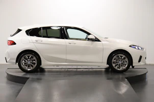 immagine del veicolo BMW 120i