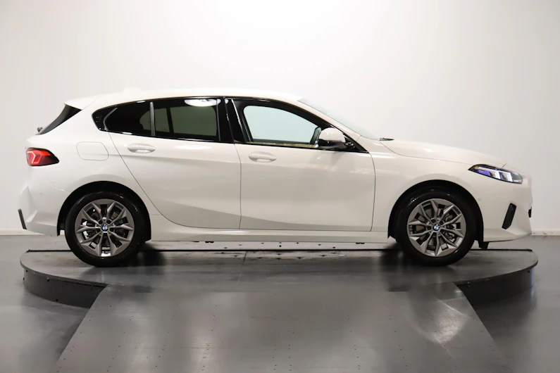 image du véhicule BMW 1 SERIES