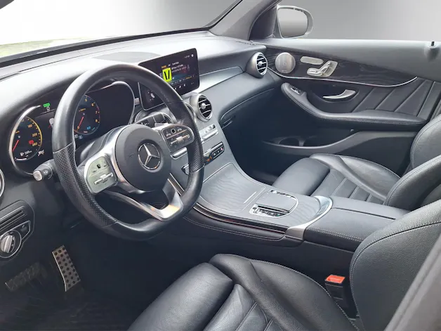Mercedes-Benz GLC 300 AMG Line 4m Coupé