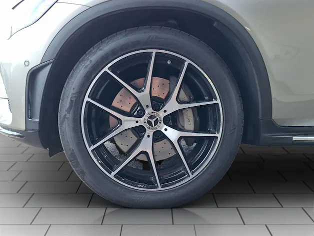 Mercedes-Benz GLC 300 AMG Line 4m Coupé