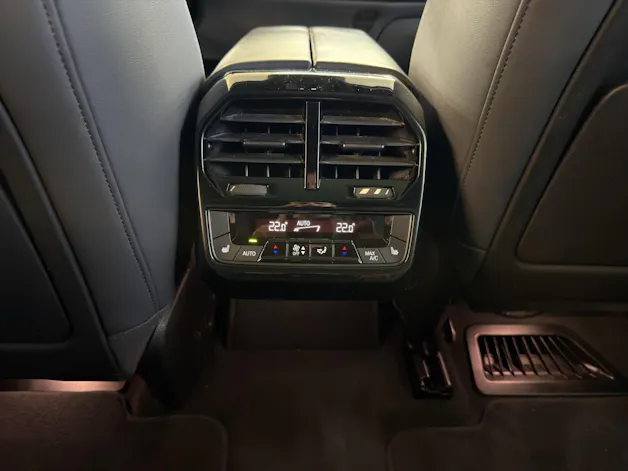 BMW iX xDrive50