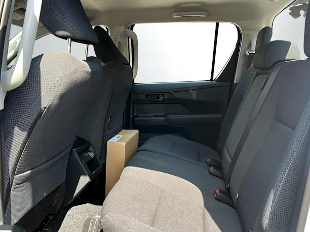 Toyota Hilux Double Cab.-Pick-up 59KWh Comfort