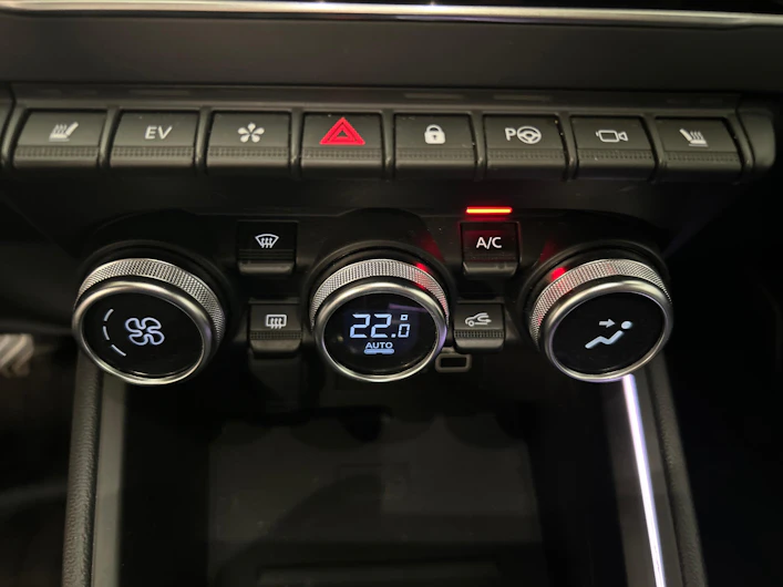 Fahrzeugbild MITSUBISHI COLT