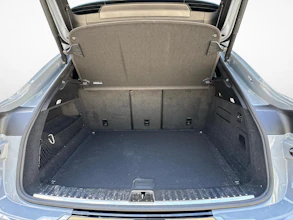 https://vehicle.imgix.net/4396030/323ac237-2752-4f85-a9d4-9b96bb621e71.jpg