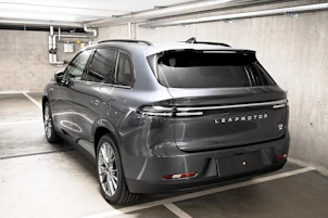 immagine del veicolo LEAPMOTOR C10 Design AWD