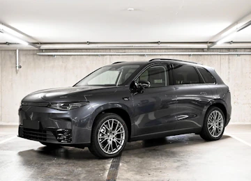 immagine del veicolo LEAPMOTOR C10 Design AWD immagine del veicolo LEAPMOTOR C10 Design AWD