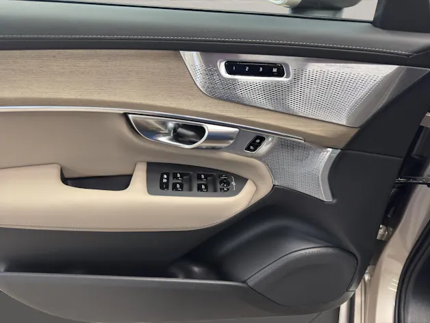 Volvo XC90 2.0 T8 TE Ultra Bright eAWD
