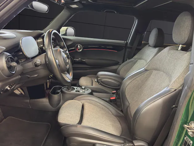 MINI F56 Cooper SE