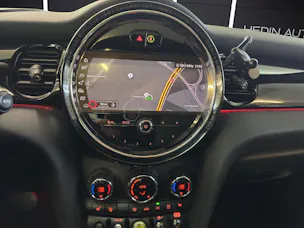 MINI F56 Cooper SE