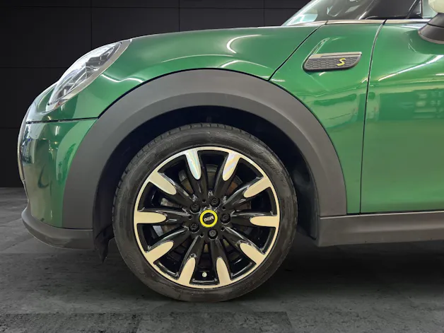 MINI F56 Cooper SE